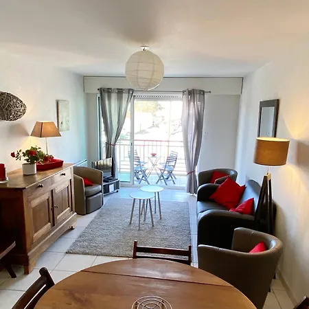 Avec Garage A 400 M De La - Fr-1-92-738 Daire